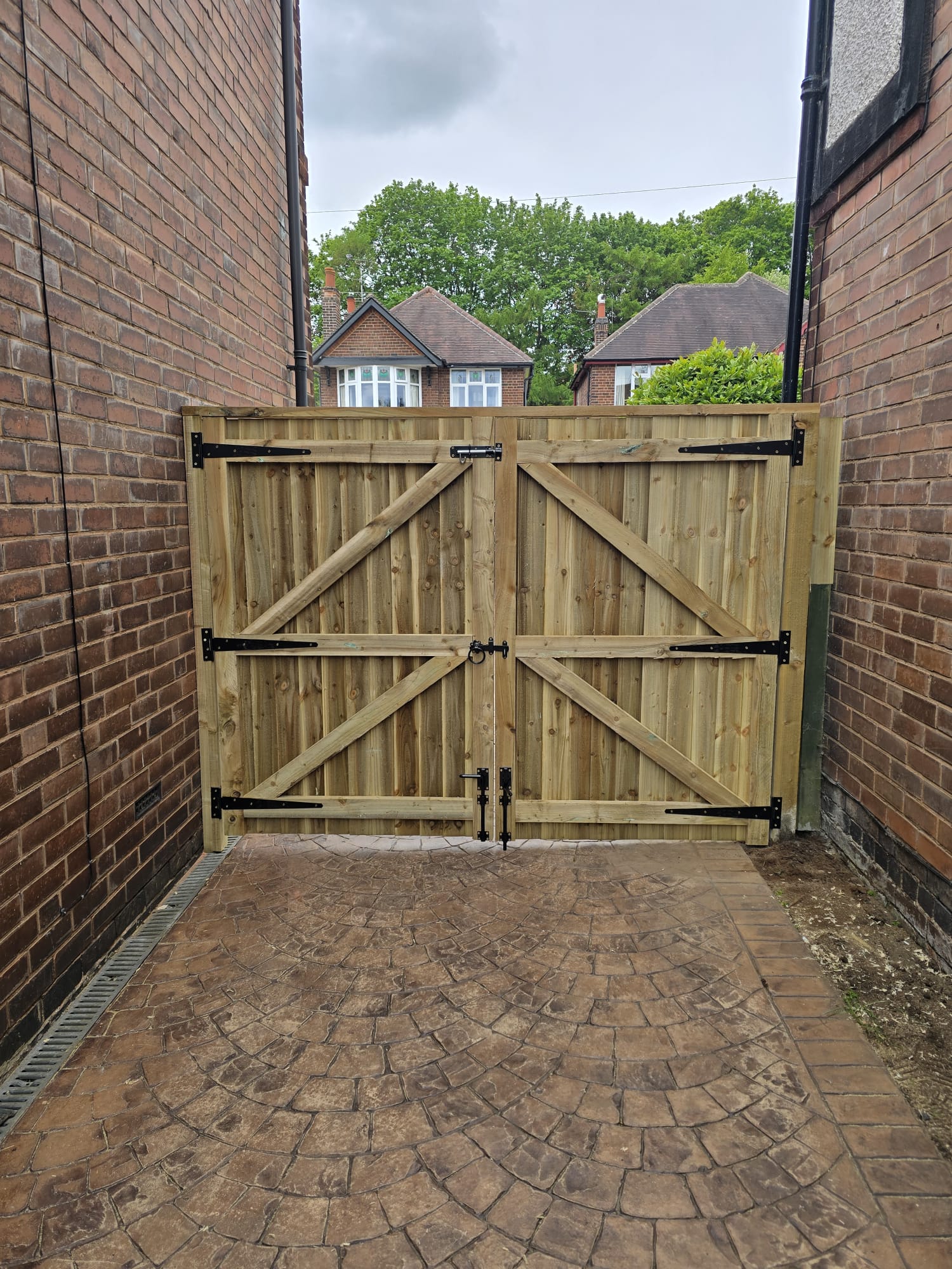 Gates & Driveway Gates